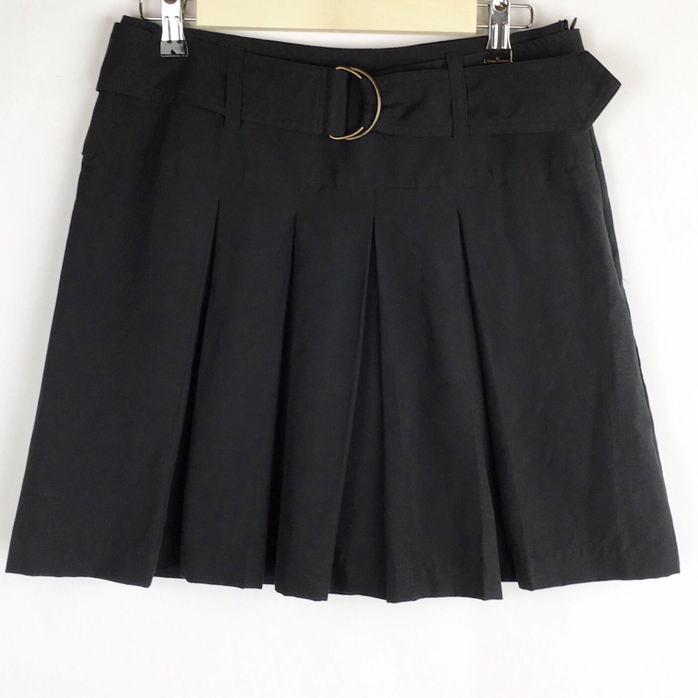 Sitwell | 4 | Skirt